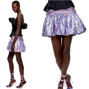 Zara metallic stripe puff Blogger favorite mini skirt